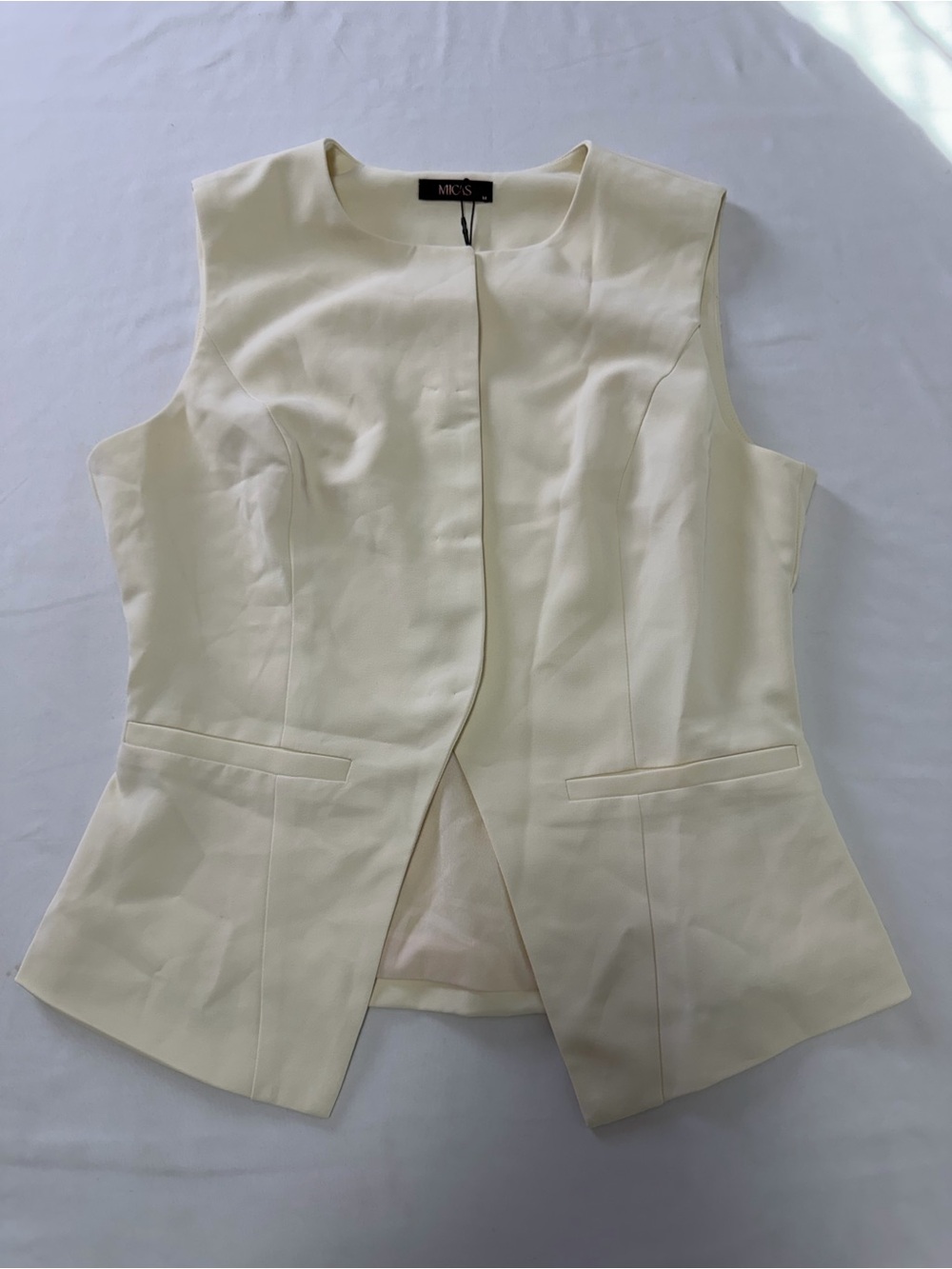 Cream Polyester Blend Top - Soft Sheen Finish